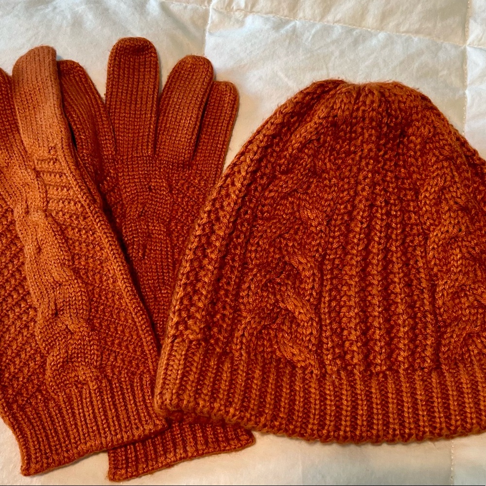 Hat & Gloves Set
